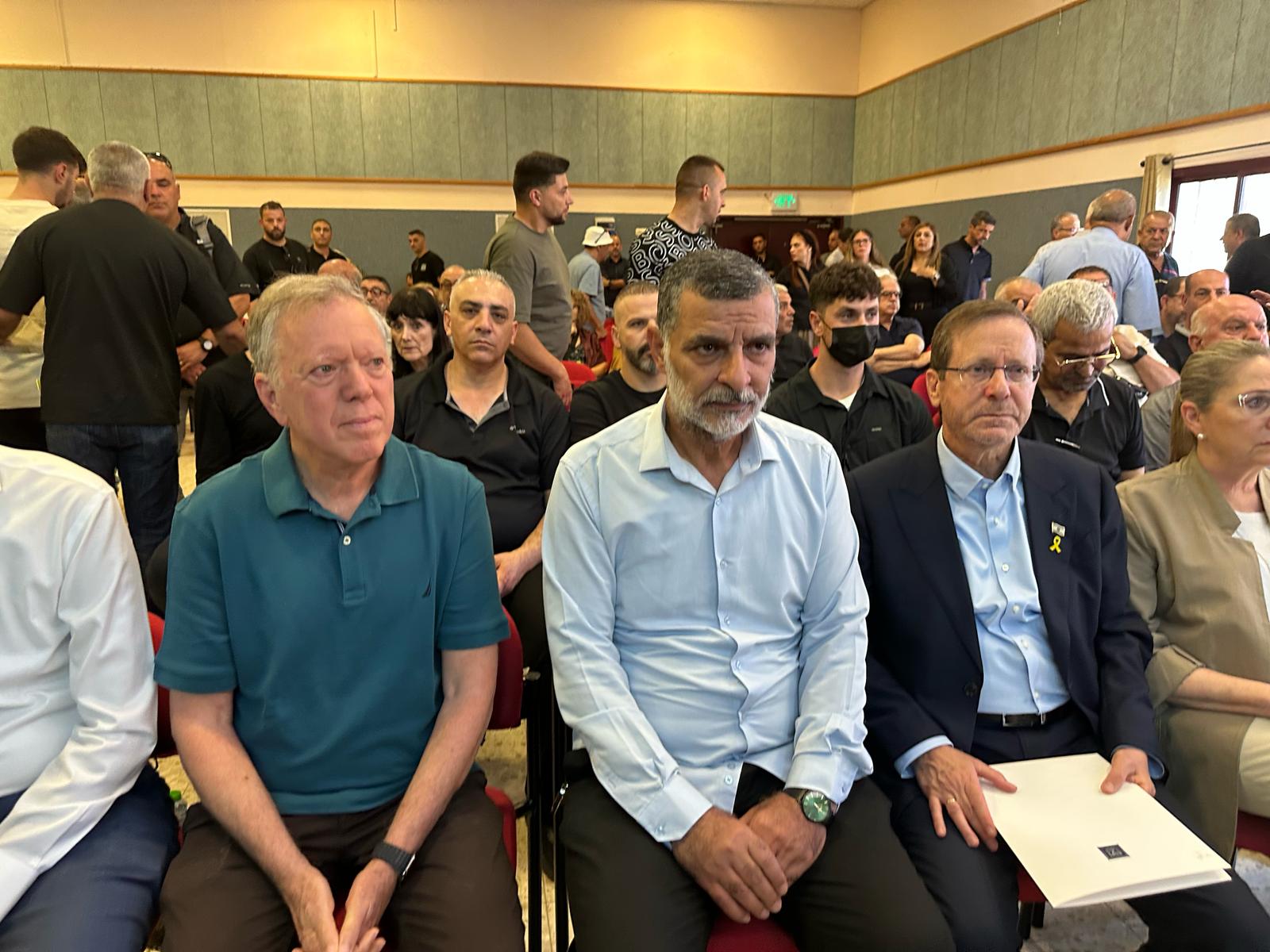 آخر الاستطلاعات عشية بدء الهجوم على إيران  القائمة اليهودية العربية معًا ننجح تقترب من نسبة الحسم وتحصل على نسبة تأييد وصلت الى 3.14%